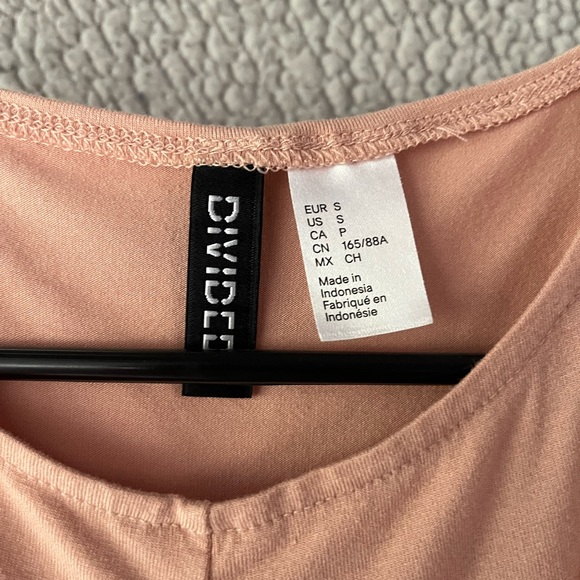 H&M Crop Top - Picture 2 of 5